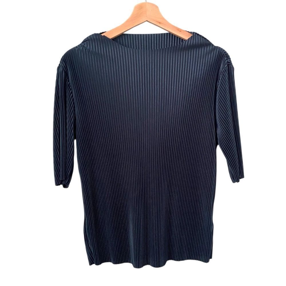 Dazy Ribbed High Neck Top in Metallic Blue Green Size Large